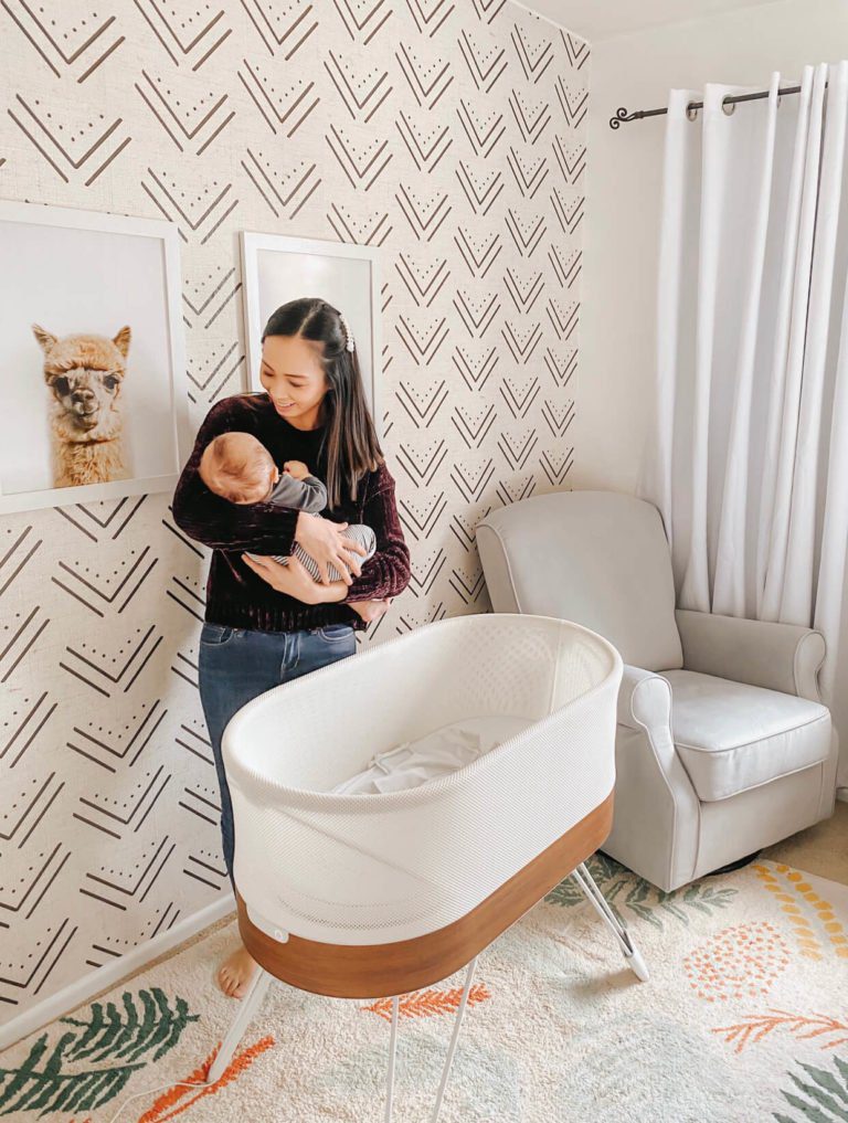 Snoo Bassinet Review | Safest Smartest Baby Bed | Dr. Harvey Karp | Happiest Baby | tiffanieanne.com