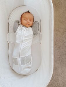 Snoo Bassinet Review | Safest Smartest Baby Bed | Dr. Harvey Karp | Happiest Baby | tiffanieanne.com
