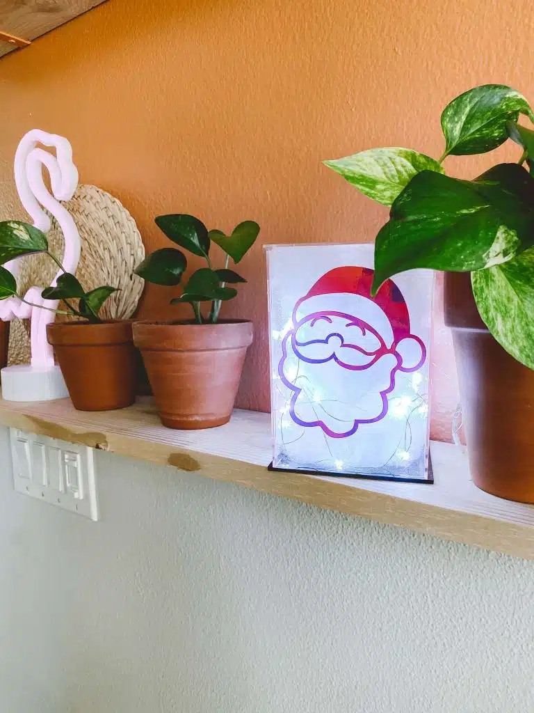 DIY-Light-Up-Holiday-Decor-Neon-Light-Cricut
