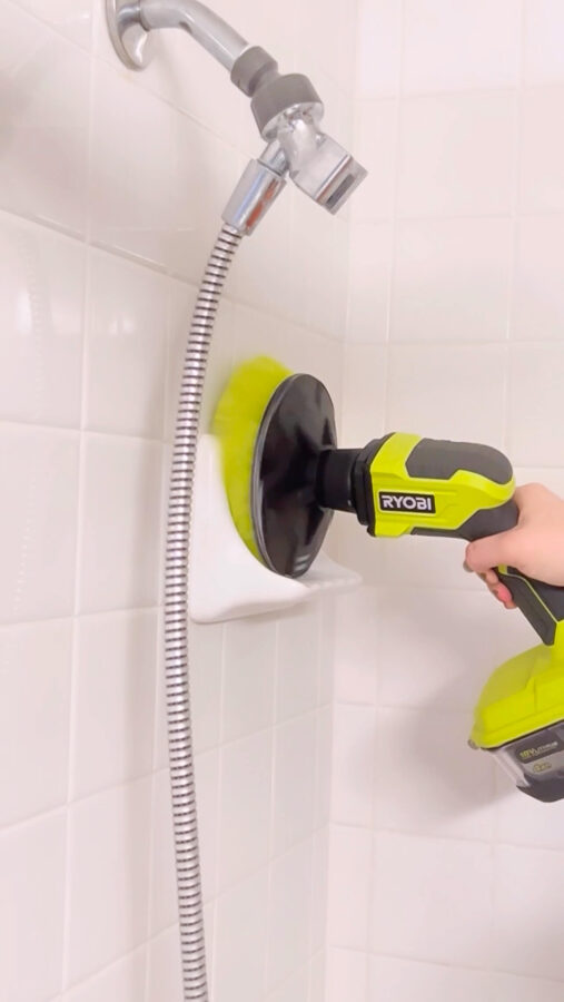 cordless-cleaning-scrubber-ryobi-one-plus-tools-cleaning-tips-tiffanieanne.com
